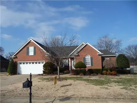 2715 Comer Dr, Murfreesboro, TN 37128 photo 1