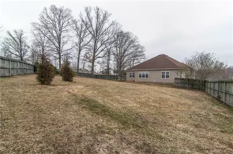 105 Lena Loop, Burns, TN 37029 photo 18