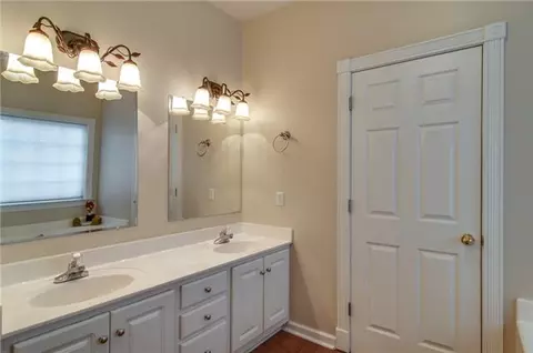 105 Lena Loop, Burns, TN 37029 photo 12