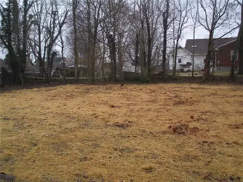 210 Walnut St, Springfield, TN 37172 photo 1