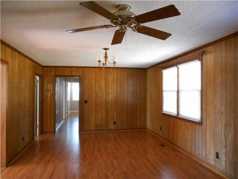 121 Sam Davis Dr, Springfield, TN 37172 photo 4