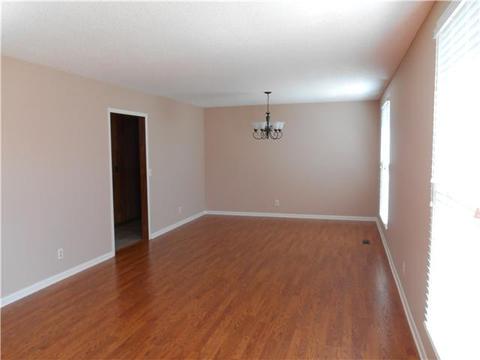 121 Sam Davis Dr, Springfield, TN 37172 photo 2