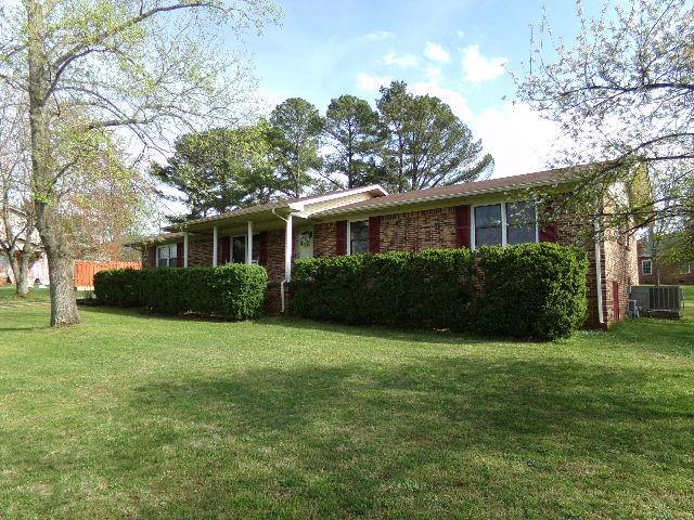 209 Tammy Dr, Decherd, TN 37324 photo 1