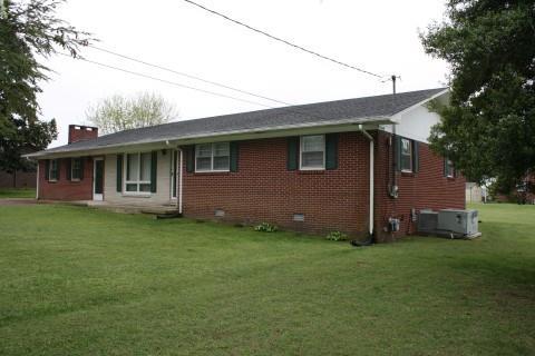 106 Burke, Loretto, TN 38469 photo 4