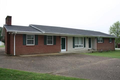 106 Burke, Loretto, TN 38469 photo 2