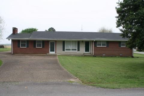 106 Burke, Loretto, TN 38469 photo 1