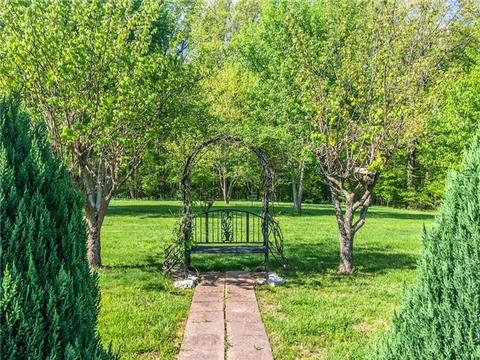133 Lena Loop, Burns, TN 37029 photo 20