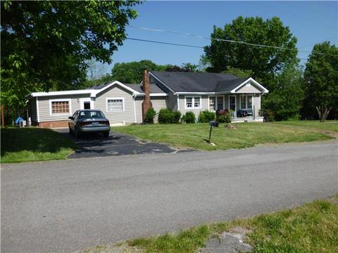100 General Ave, Centerville, TN 37033 photo 2