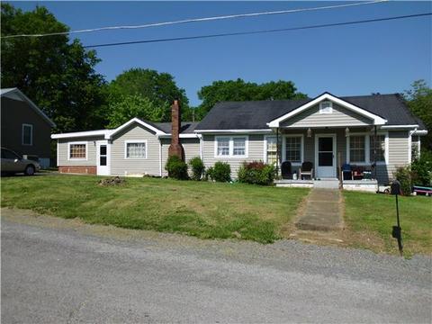 100 General Ave, Centerville, TN 37033 photo 1