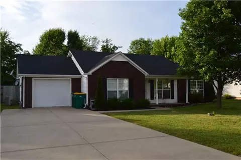 113 Ruben Rd, Spring Hill, TN 37174 photo 2