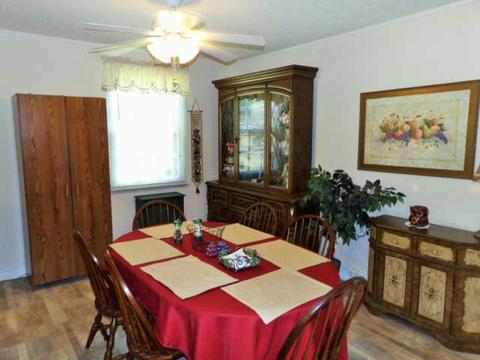 113 E Circle Dr, Burns, TN 37029 photo 9