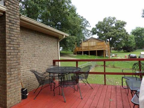 113 E Circle Dr, Burns, TN 37029 photo 4
