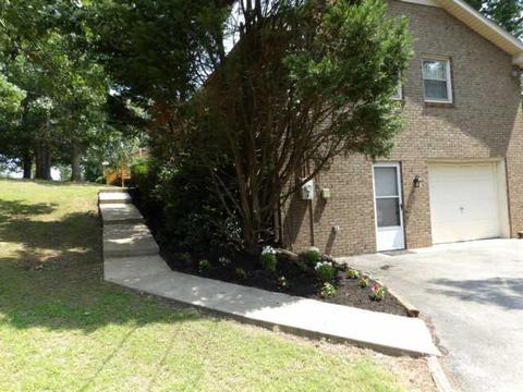 113 E Circle Dr, Burns, TN 37029 photo 3