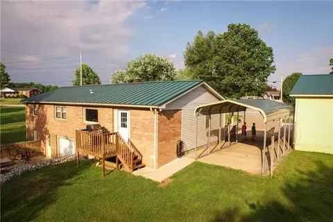 584 Oak Grove Rd, Goodspring, TN 38460 photo 4