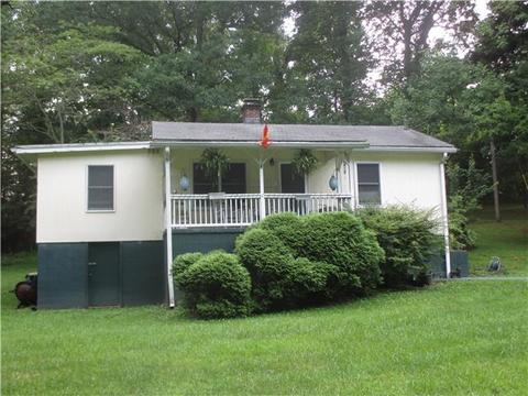 136 Elys Ln, Sewanee, TN 37375 photo 1