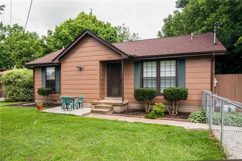 107 Brookside Dr, Dickson, TN 37055 photo 2
