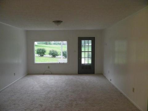 27 8th St, Monteagle, TN 37356 photo 2