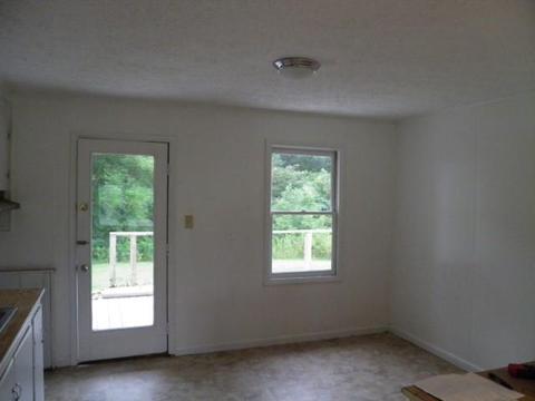 27 8th St, Monteagle, TN 37356 photo 3