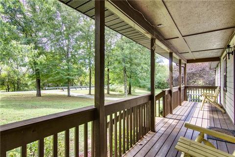 3128 E Beaverdam Rd, Centerville, TN 37033 photo 2
