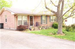 813 Ms Couts Blvd, Springfield, TN 37172 photo 1