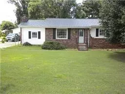 305 8th Ave N, Decherd, TN 37324 photo 1