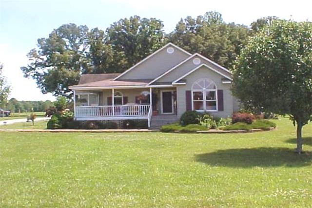 453 Shady Grove Rd, Morrison, TN 37357 photo 1