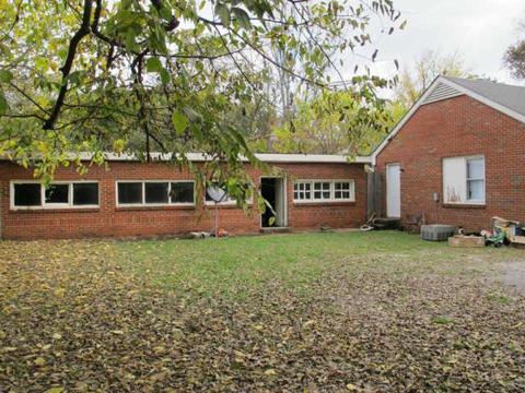 817 N Spring St, Murfreesboro, TN 37129 photo 6