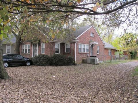 817 N Spring St, Murfreesboro, TN 37129 photo 3