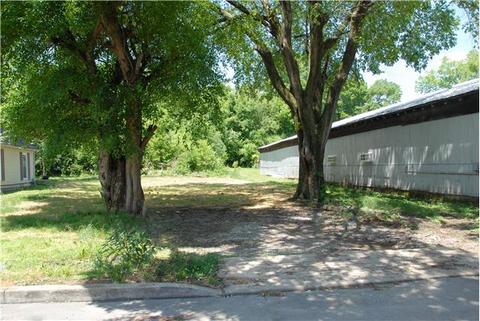 1109 Cheatham St, Springfield, TN 37172 photo 1