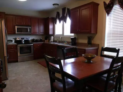 204 2nd Ave, Decherd, TN 37324 photo 3