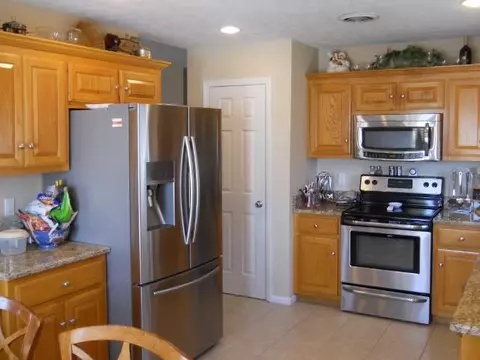 212 Foxrun, Springfield, TN 37172 photo 6