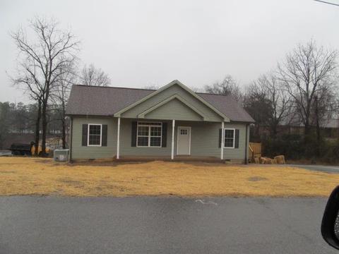 508 Dickson Ave, Dickson, TN 37055 photo 1