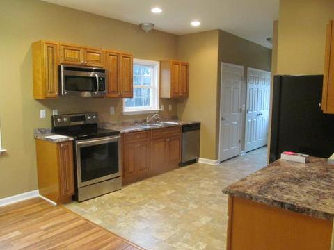 508 Dickson Ave, Dickson, TN 37055 photo 3
