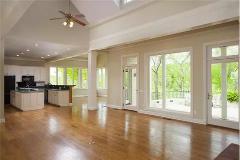 225 Chipman Rd, Bethpage, TN 37022 photo 9