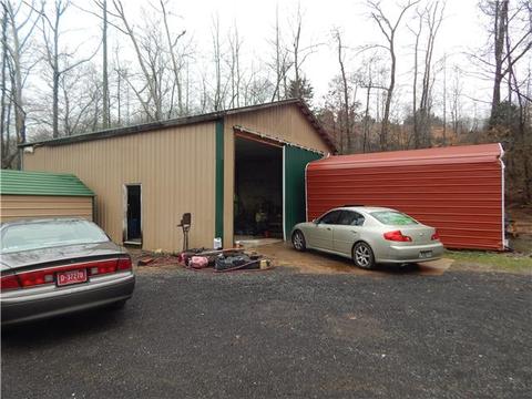 2017 Conatser Rd, Cunningham, TN 37052 photo 2