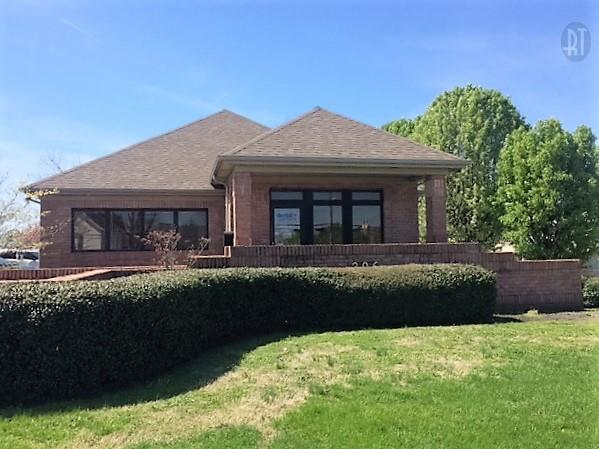 306 E College, Dickson, TN 37055 photo 1