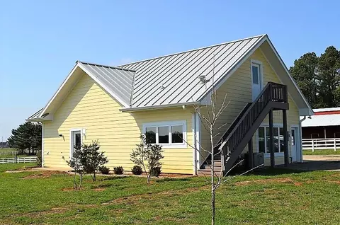 238 Peachtree Ln, Decherd, TN 37324 photo 8