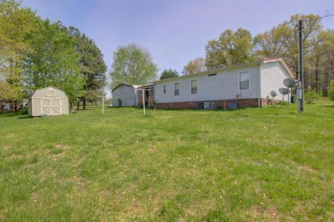 345 Wall Rd, Cunningham, TN 37052 photo 3