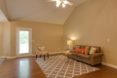 537 Leeza Loop, Dickson, TN 37055 photo 5