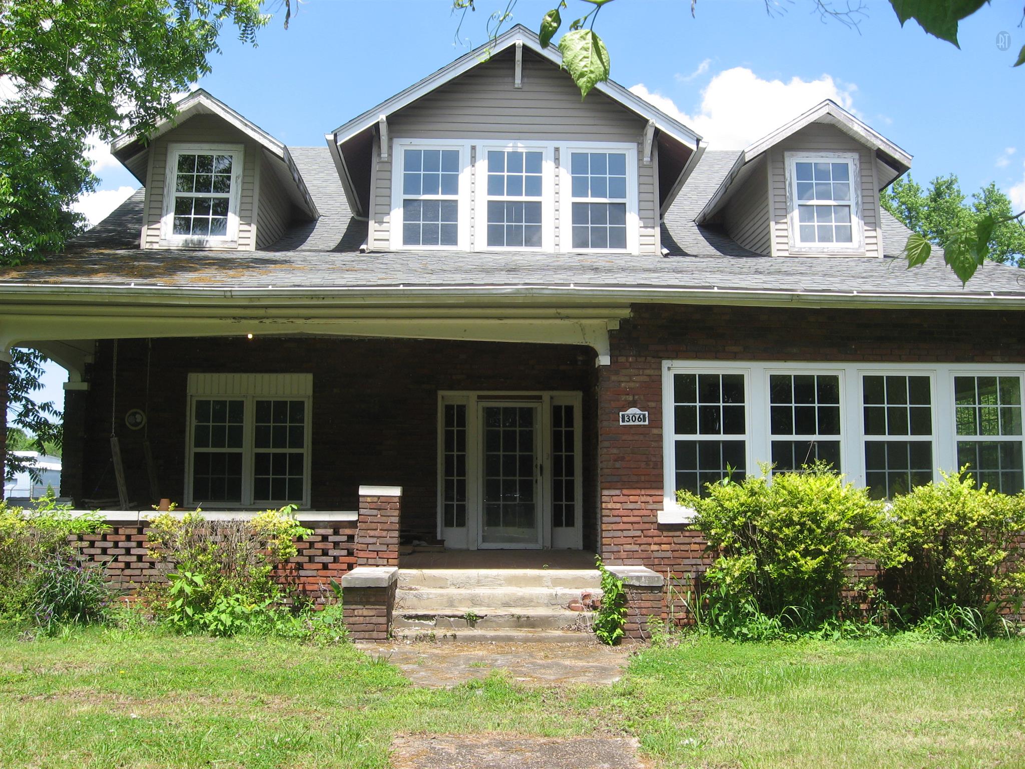 306 E Park St, Guthrie, KY 42234 photo 1