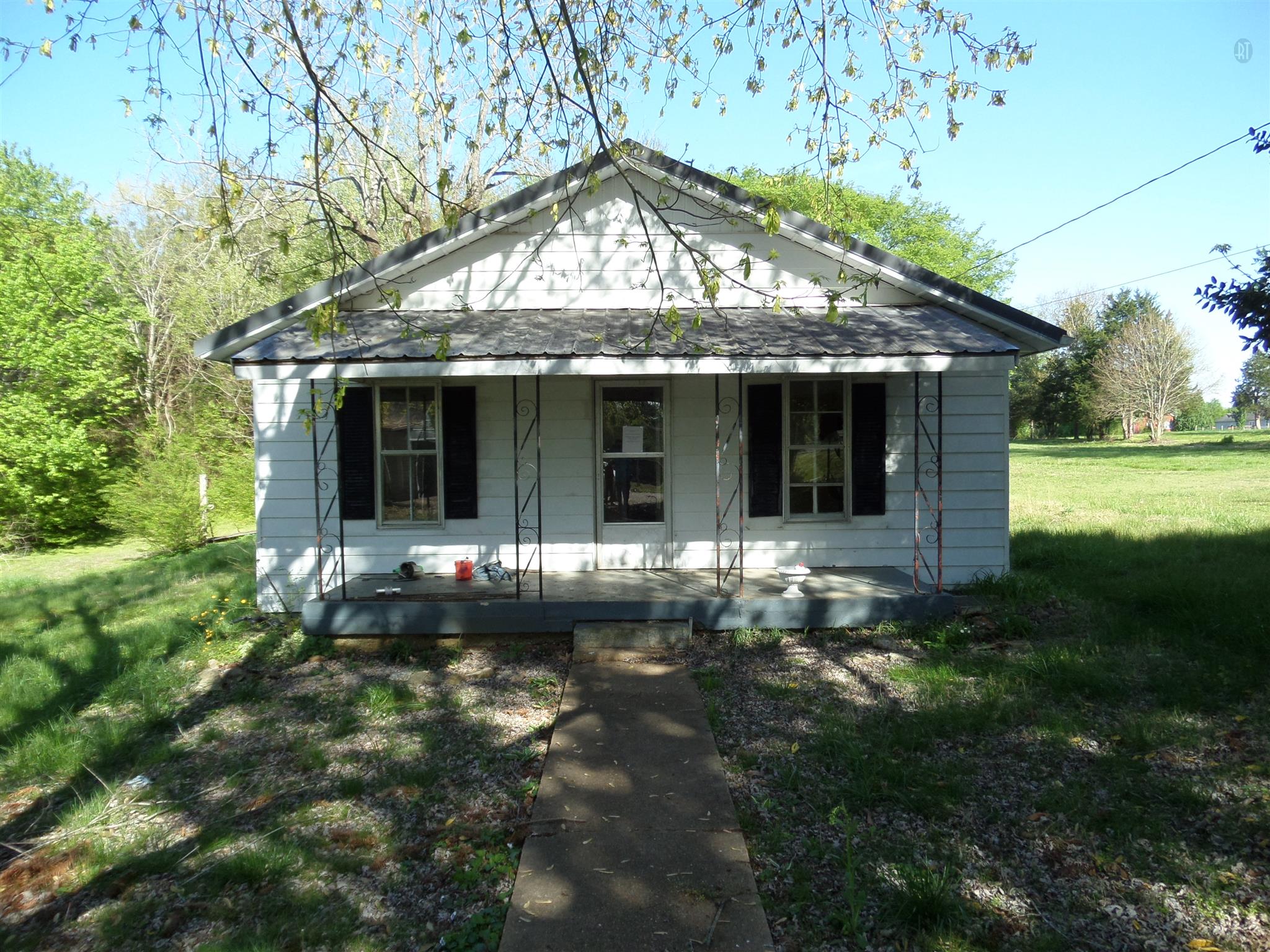 106 Beartown Rd, Loretto, TN 38469 photo 1
