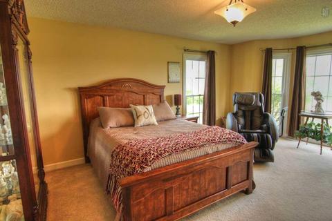 555 W Webb Rd, Eagleville, TN 37060 photo 11
