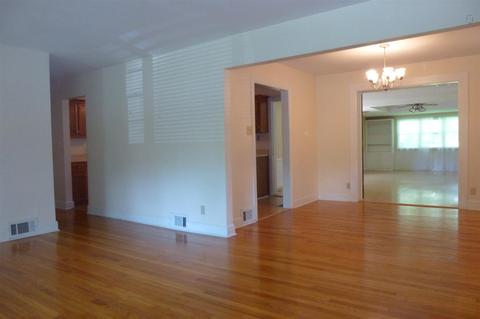 406 Golfview Ln, Springfield, TN 37172 photo 3