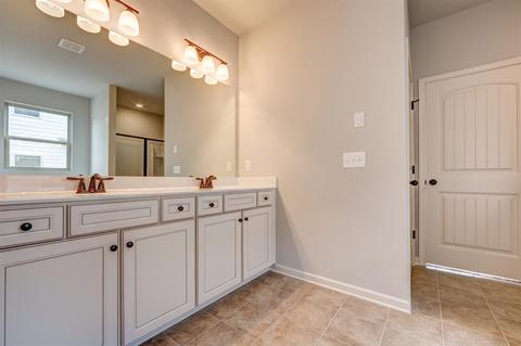 3650 Genoa Dr, Murfreesboro, TN 37128 photo 5