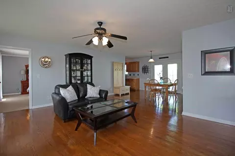 257 Elder Dr, Springfield, TN 37172 photo 2