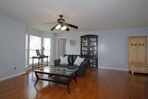 257 Elder Dr, Springfield, TN 37172 photo 3