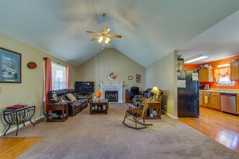 3733 Jay Ln, Spring Hill, TN 37174 photo 6
