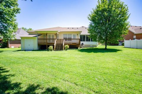 172 Foxrun, Springfield, TN 37172 photo 2