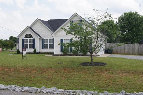 7116 Lone Eagle Dr, Murfreesboro, TN 37128 photo 1