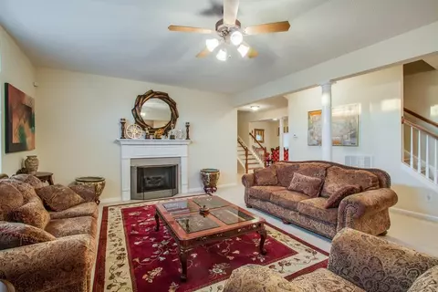 1009 Queens Pl, Spring Hill, TN 37174 photo 9